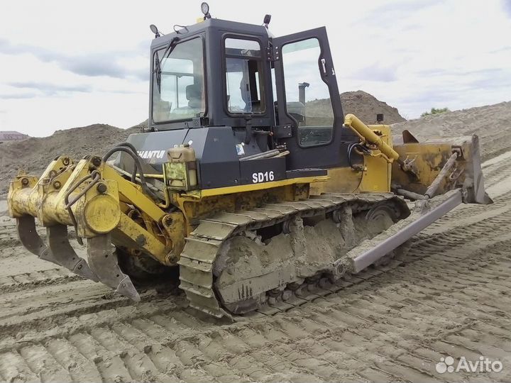 Машинист бульдозера