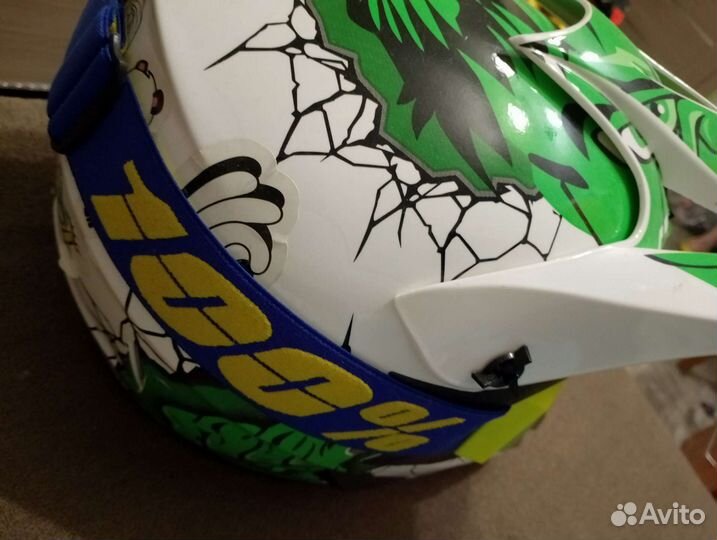 Шлем кросс-эндуро