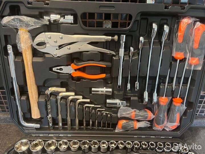 Огромный набор инструментов для АВТО