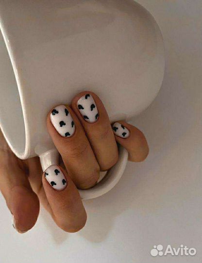 Маникюр педикюр
