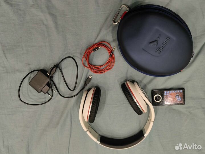 Наушники Winston + ретро мр3 плеер explay m5