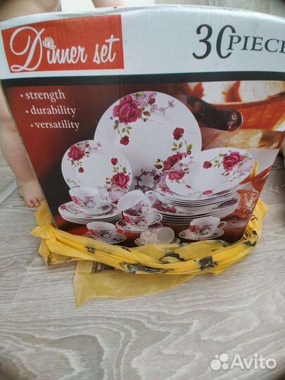 Набор столовой посуды на 6 персон