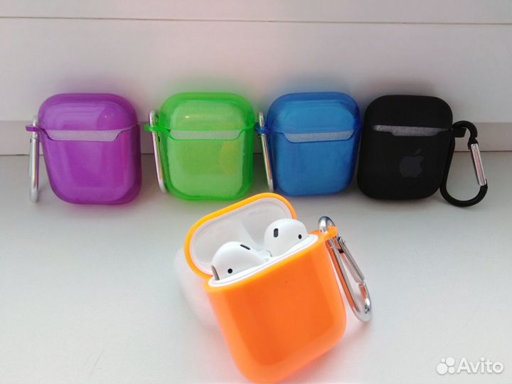 Чехол для наушников AirPods 2 с карабином