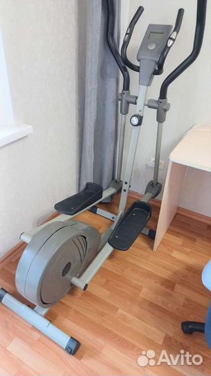 Эллиптический тренажер torneo Festa