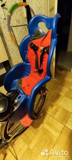 Велокресло для ребёнка фиксируется на багажник