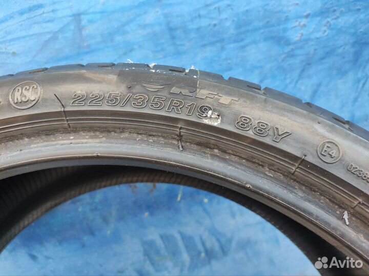 Bridgestone Potenza S001 225/35 R19