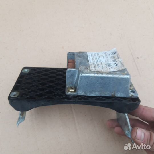 Блок управления подушками безопасности VW