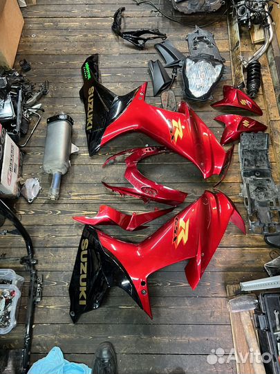 Suzuki gsx-r600 2011 пластик
