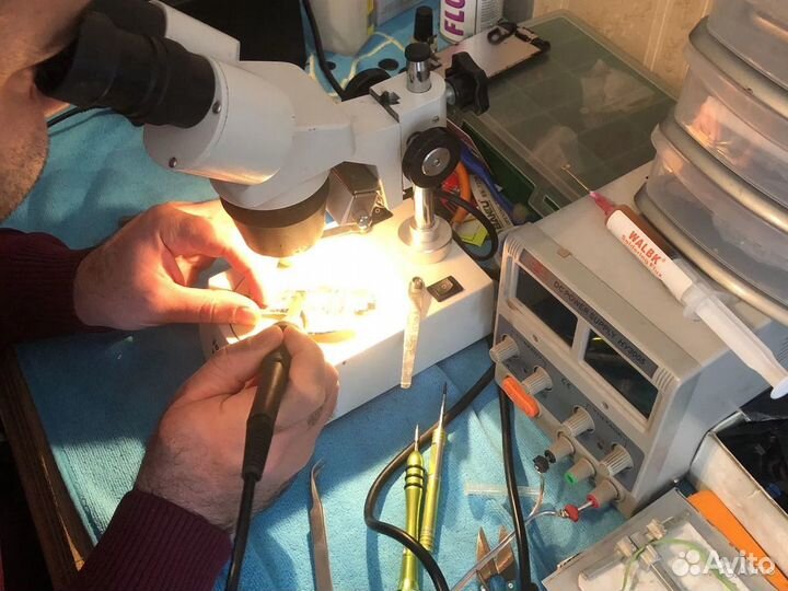 Ремонт сотовых телефонов, ноутбуков