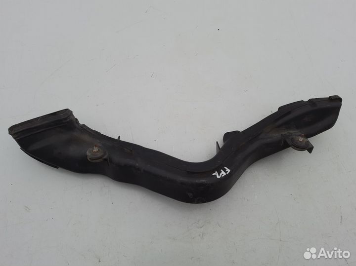 Воздуховод Ford Focus 2