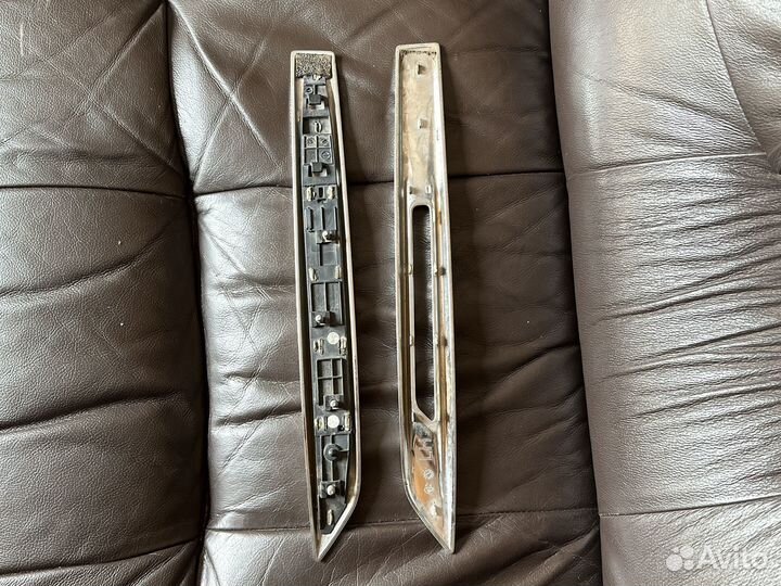 Молдинг хром на ягуар xj Jaguar XJ на правое крыло