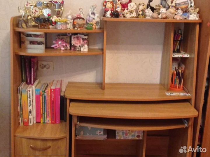 Письменный стол для школьника бу