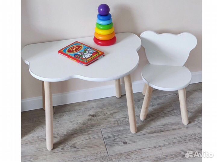 Детский стол и стул