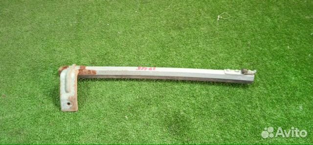 Направляющая стекла задняя правая Nissan Micra