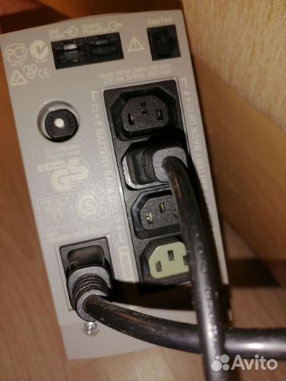 Бесперебойник APC Back-UPS CS 500