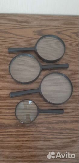 Лупа,резинки,заколки,маникюр.ножн,зеркало карманно