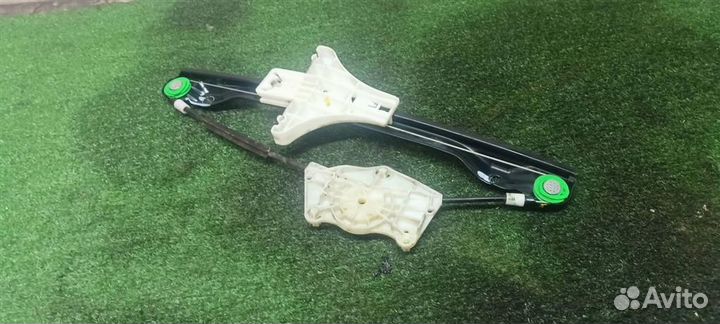 Стеклоподъемник электр. задний левый VW Jetta 200