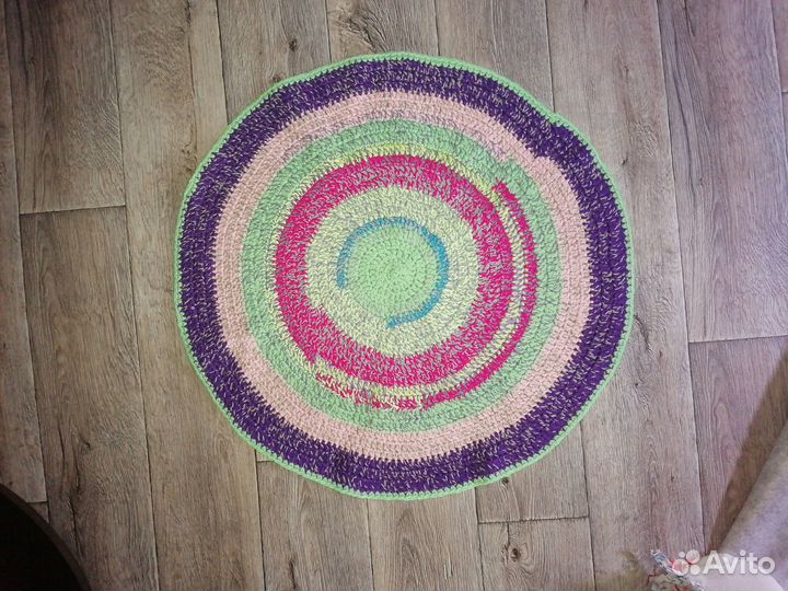 Вязанные коврики на заказ