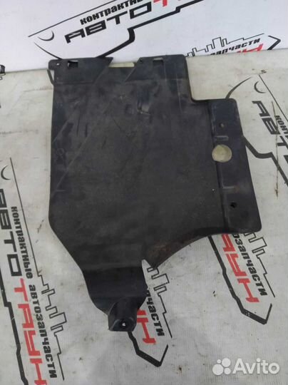 Защита кузова антигравийная BMW 1-series 2-series F20 F21 F22 задняя правая 51757241838 2WD 4WD