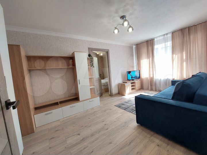 2-к. квартира, 47 м², 2/5 эт.