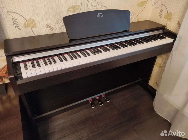 Цифровое пианино Yamaha Arius ydp 141