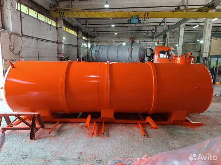 Вакуумная бочка цистерна