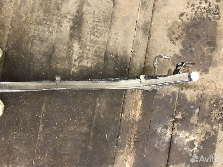 Радиатор кондиционера Nissan Almera N15