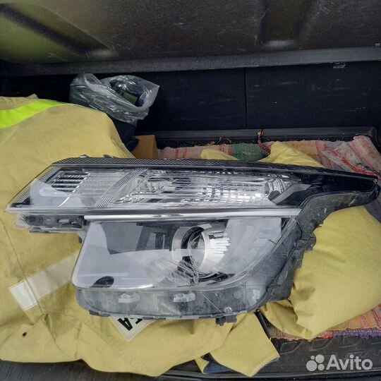 Фара передняя левая kia seltos