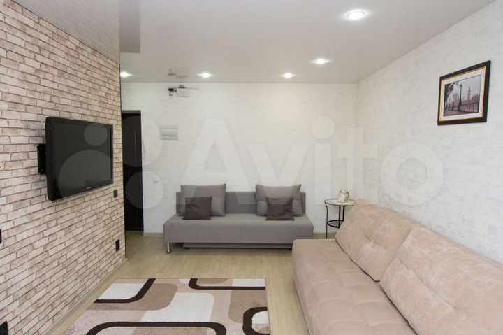 2-к. квартира, 55 м², 5/5 эт.
