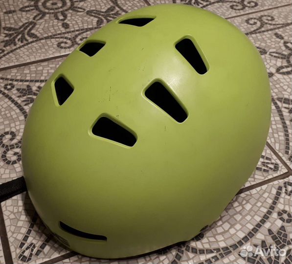 Защитный шлем