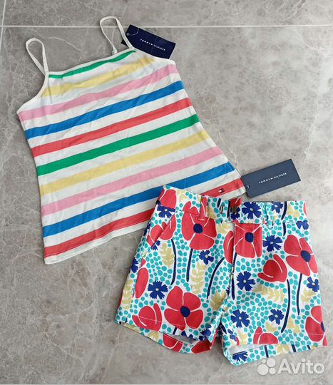 Топ и шорты Tommy Hilfiger