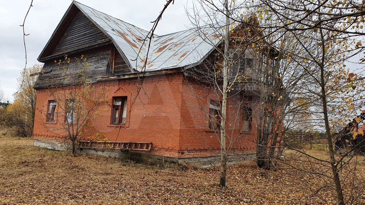 Дом 240 м² на участке 30 сот.