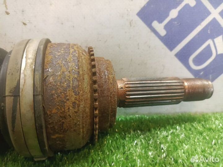 Привод передний правый Mitsubishi Lancer 9 седан