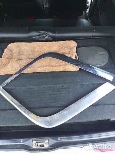 Молдинги на бампер mercedes