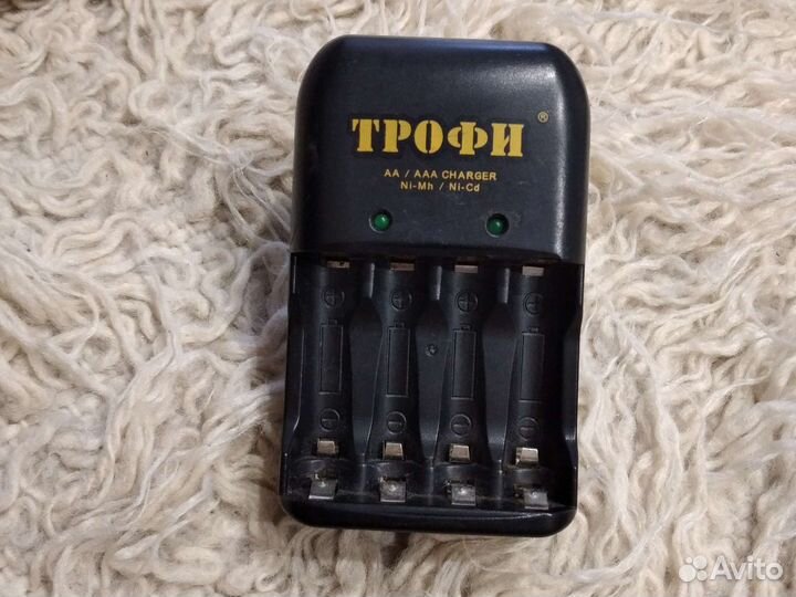 Сетевое зарядное устройство трофи