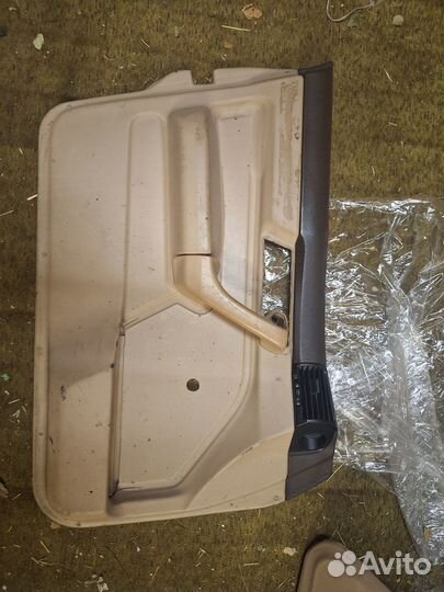 Дверные карты bmw e34 комплект