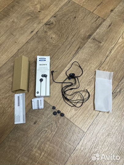 Проводные наушники Sony