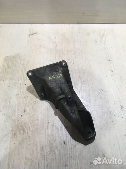 Кронштейн двигателя левый BMW 3 Е46 22111094697