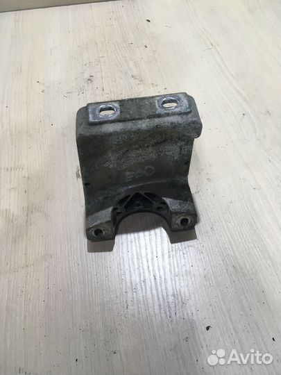 Кронштейн крепления растяжки BMW 5 E60 61