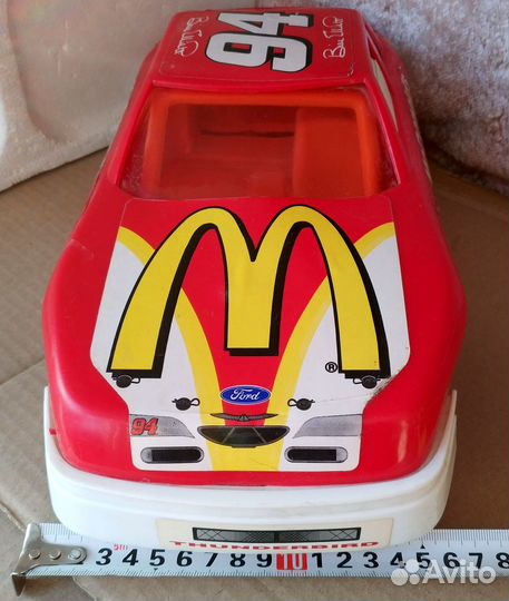 Модель автомобиль 1/8 Ford Thunderbird Elliott USA