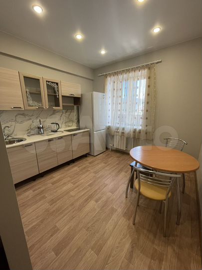 1-к. квартира, 32 м², 8/9 эт.