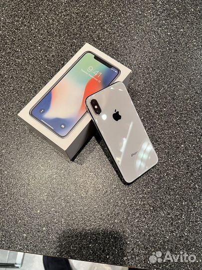 iPhone X, 64 ГБ