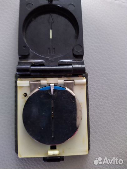 Винтажной компас 