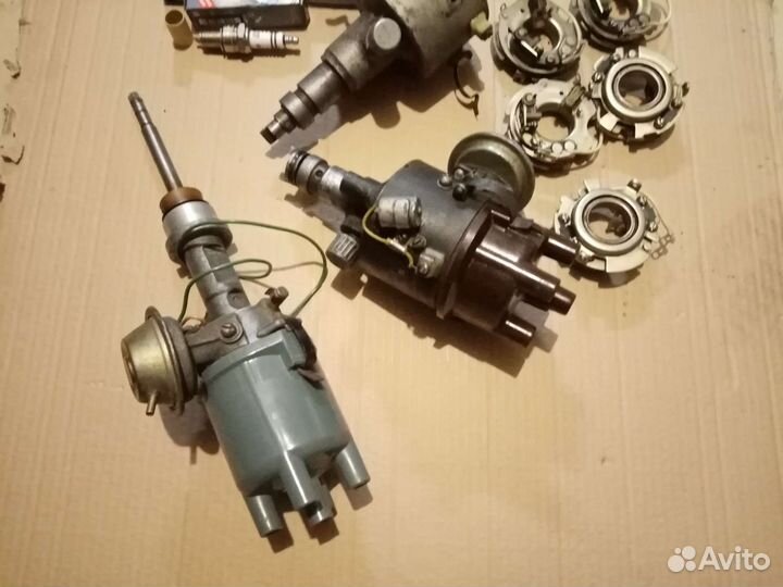 Трамблёры б/у Волга 24 УАЗ 452 469 ваз 2101