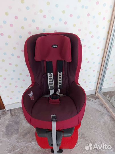Автокресло britax romer 9-18 кг в отличном сост