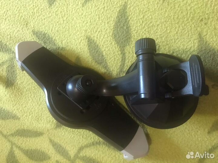 Держатель для планшета в авто