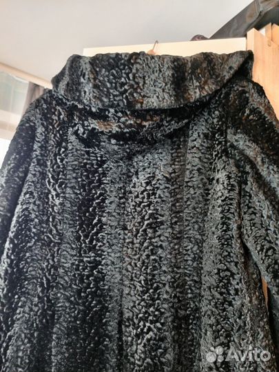 Шуба мутоновая с капюшоном