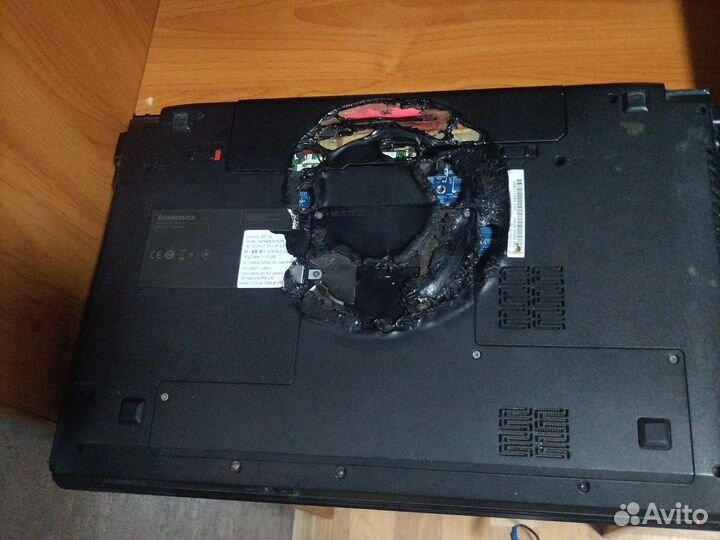 Ноутбук на запчасти
