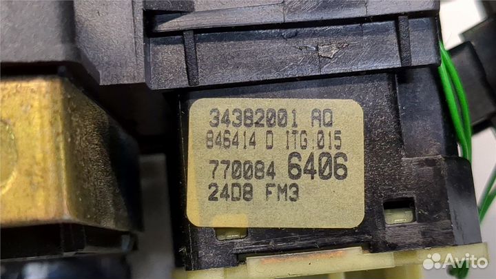 Переключатель поворотов и дворников Renault Megane