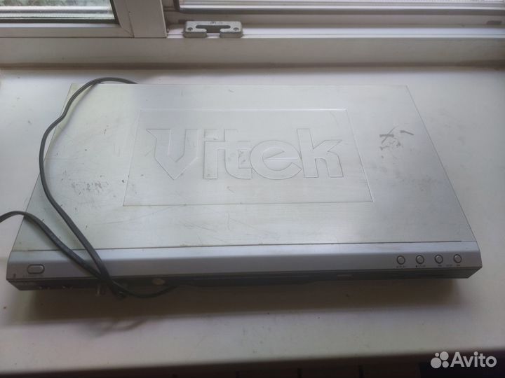 DVD проигрыватель Vitek VT-4083SR